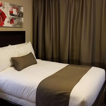 Sweet 2-Bedroom Penthouse Apartment By Amazing Property Rentals Gatineau Luaran gambar