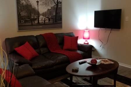 Sweet 2-Bedroom Penthouse Apartment By Amazing Property Rentals Gatineau Luaran gambar